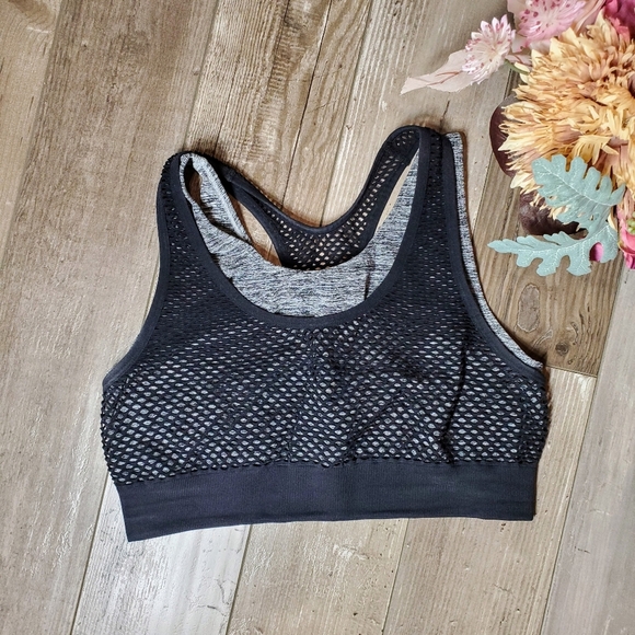 Fruit of the Loom Women's Size Large Gray and Black Mesh Sports Bra EUC - Picture 1 of 16